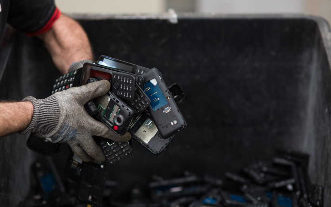 Dia Mundial da Reciclagem: guia sobre descarte correto de eletrônicos pode ser acessado gratuitamente